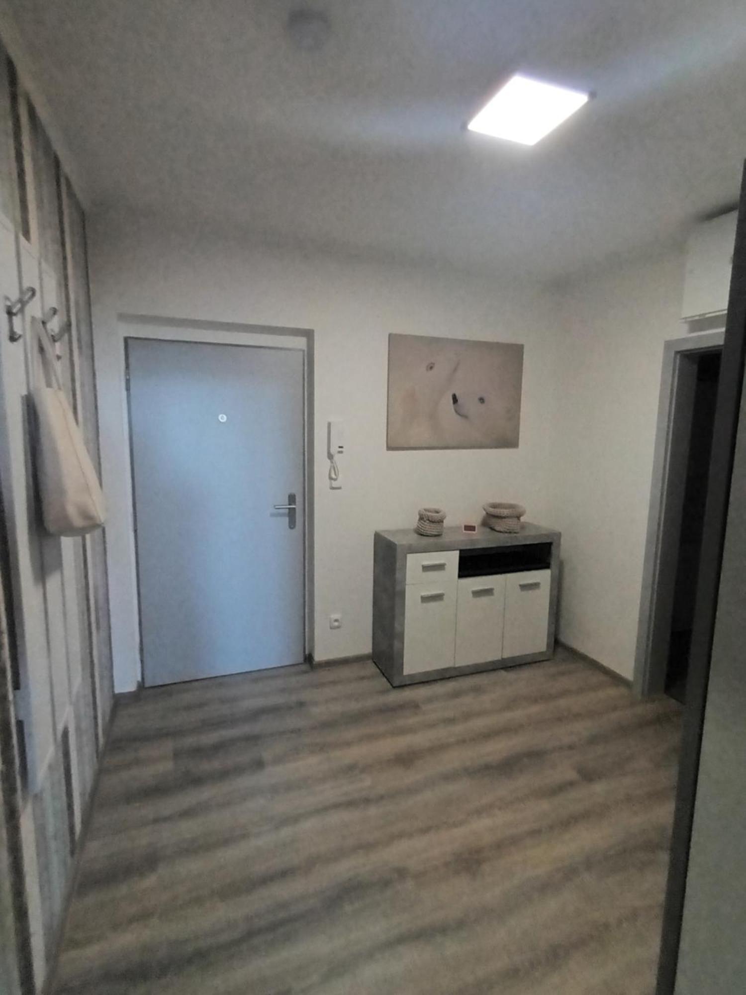 Apartman-ซนอยโม ภายนอก รูปภาพ