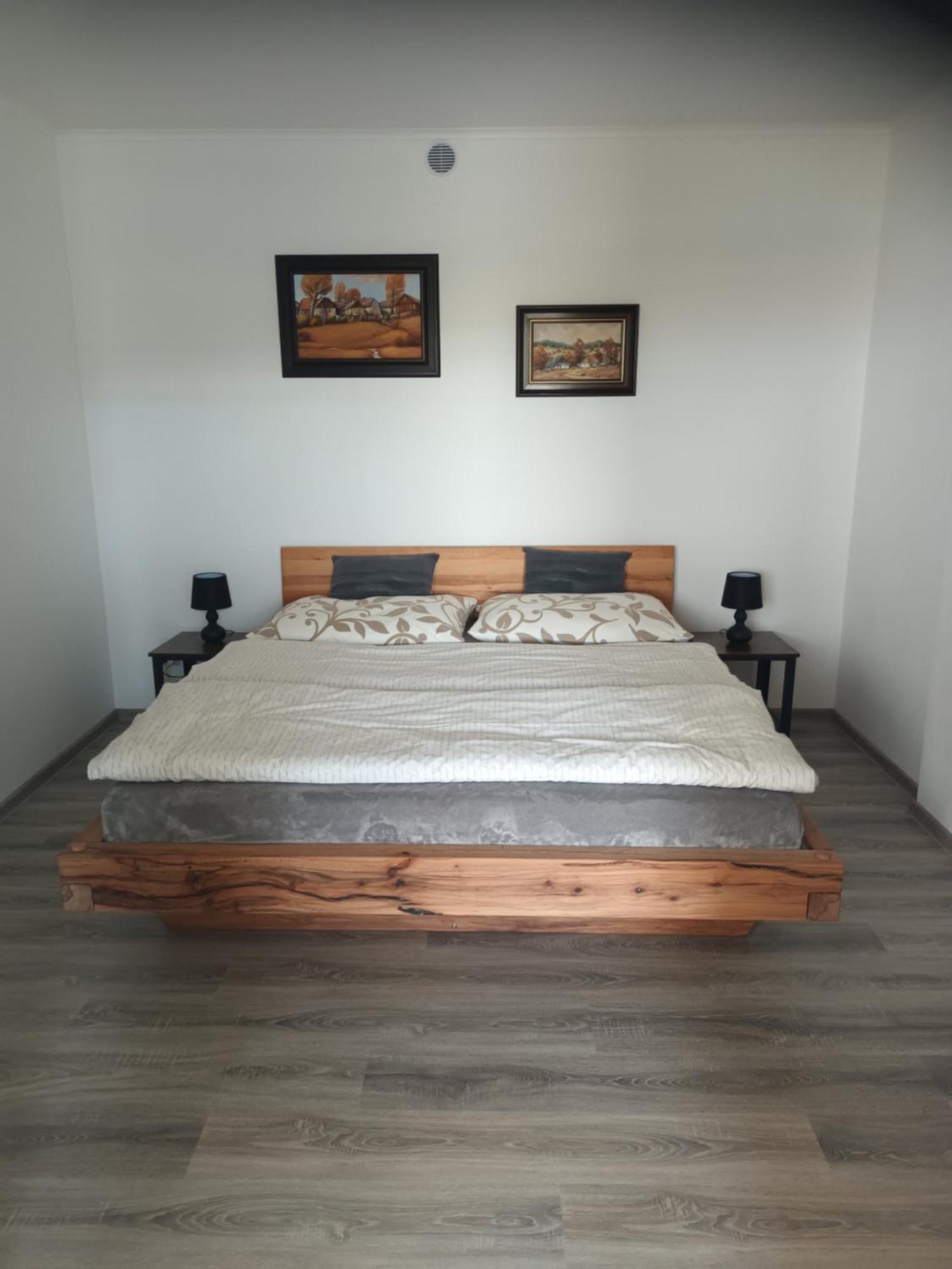Apartman-ซนอยโม ภายนอก รูปภาพ