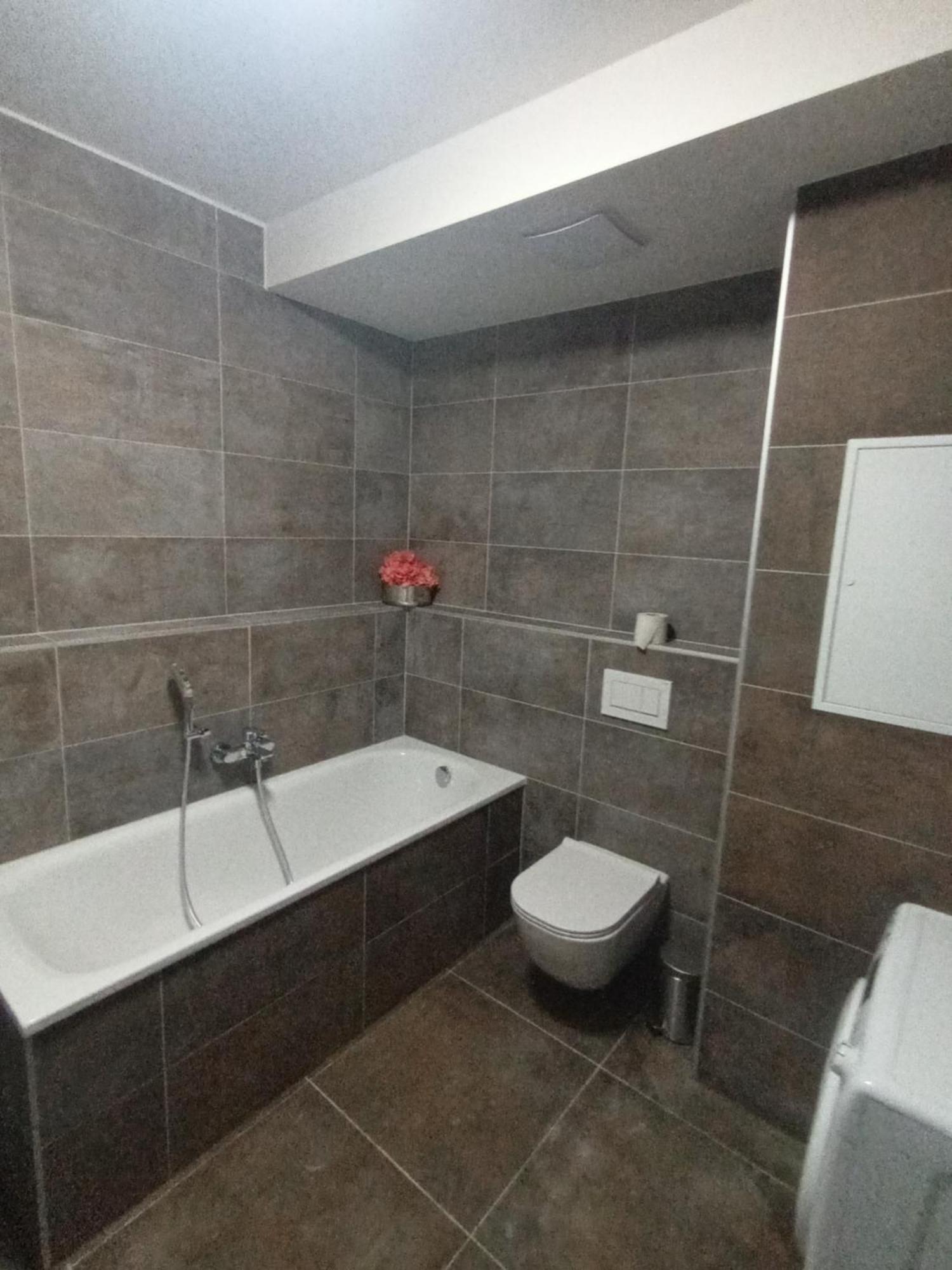 Apartman-ซนอยโม ภายนอก รูปภาพ